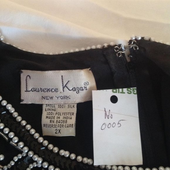 Women's Top - Picture 11 of 11